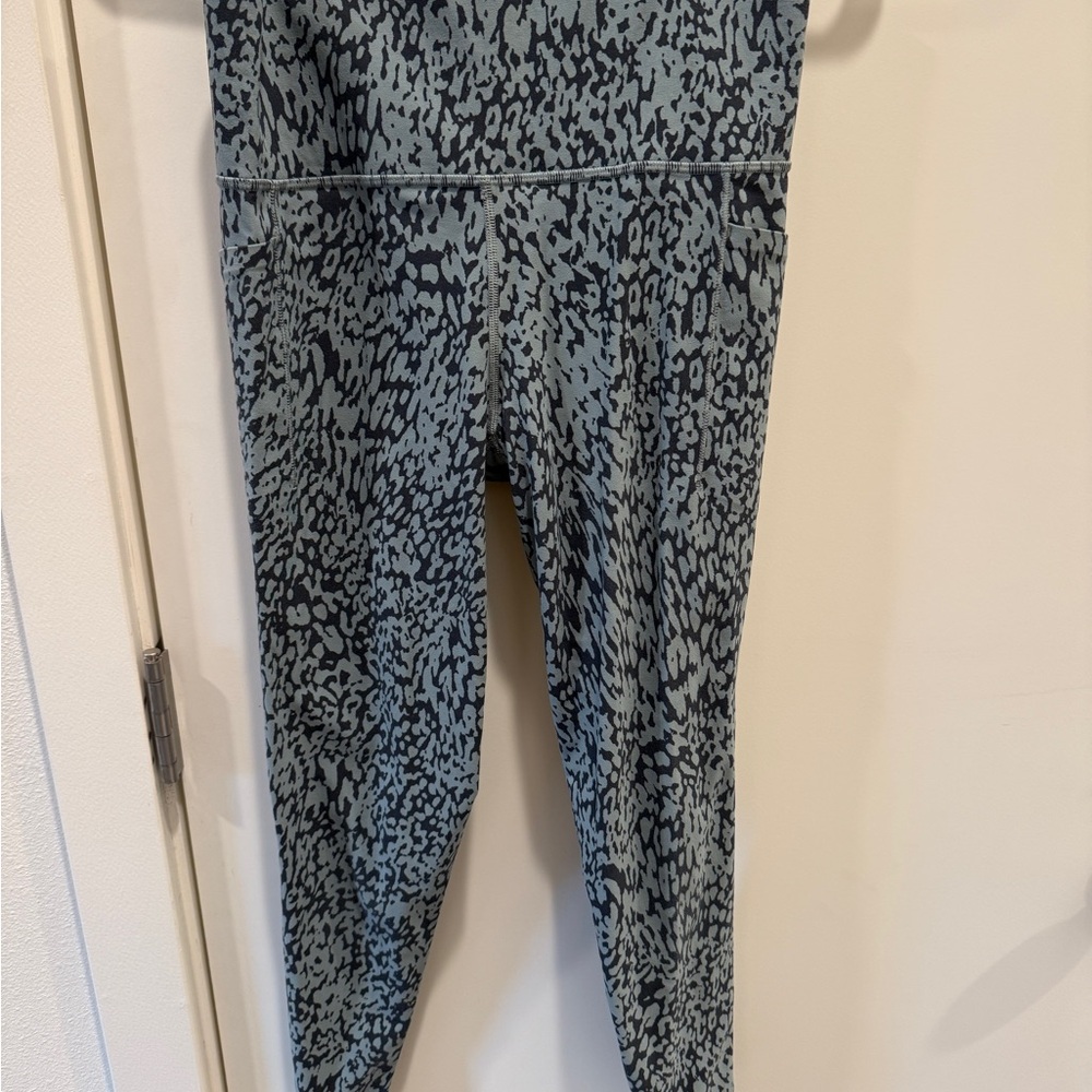 Athleta Blue Patterned Leggings